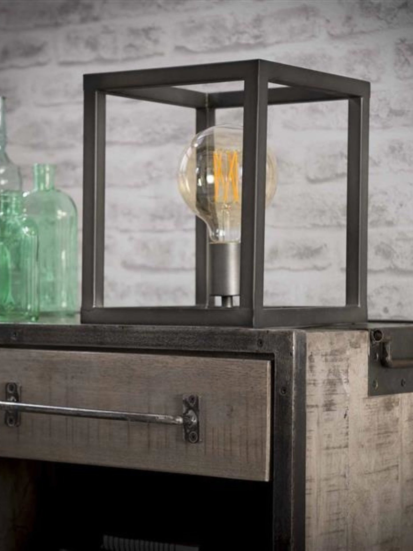 Lámpara de mesa Mount