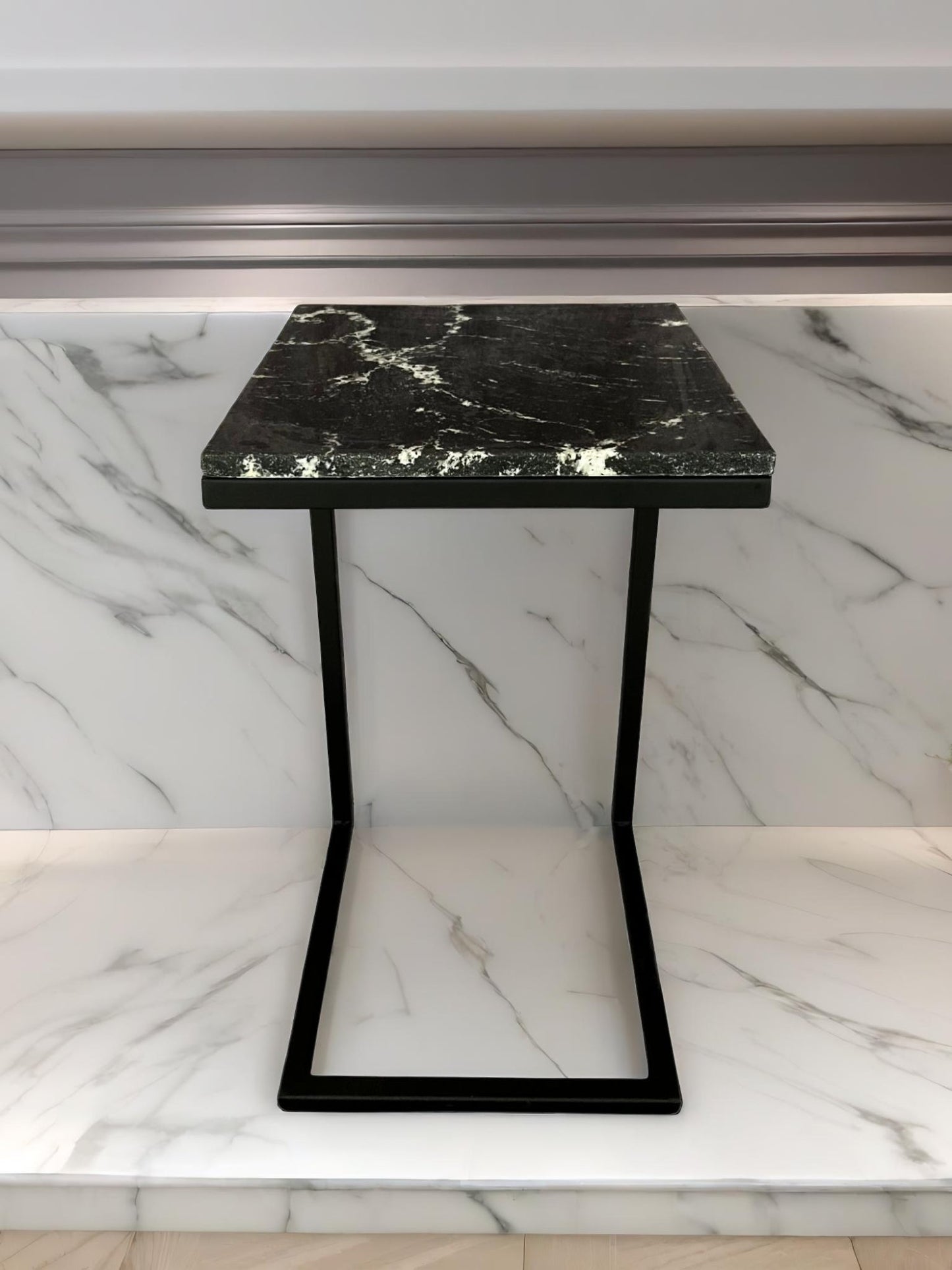 Mesa Auxiliar Granito Láctea